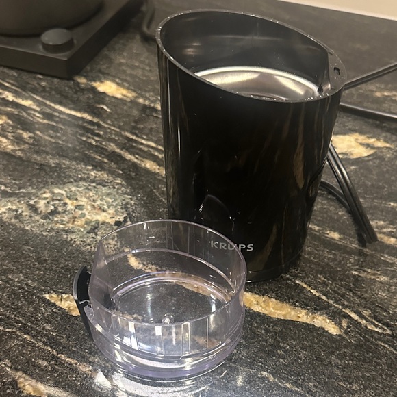 Krups Black Electric Coffee Grinder - Picture 4 of 5